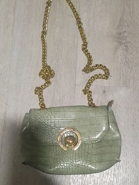 SHEIN Olive Green Croc-Embossed Crossbody with Gold Chain